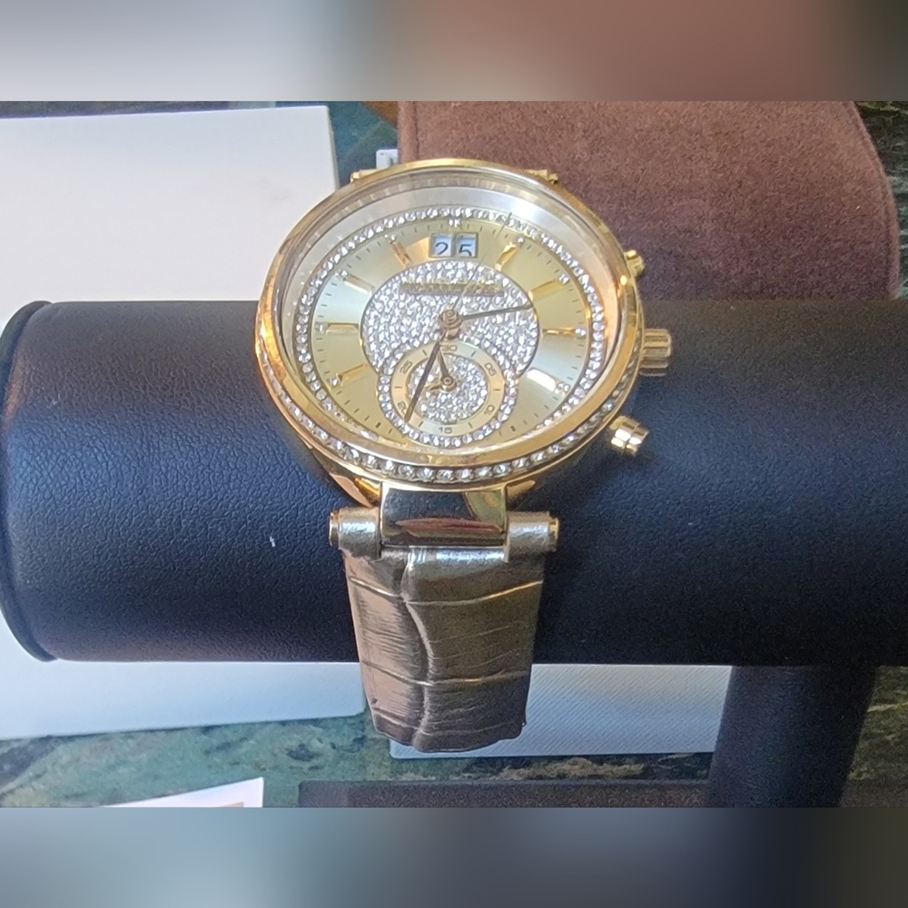 MICHAEL KORS GOLD Crystal Bezel Ladies Watch GOLD Leather Snake Strap Box $325 - Picture 10 of 13